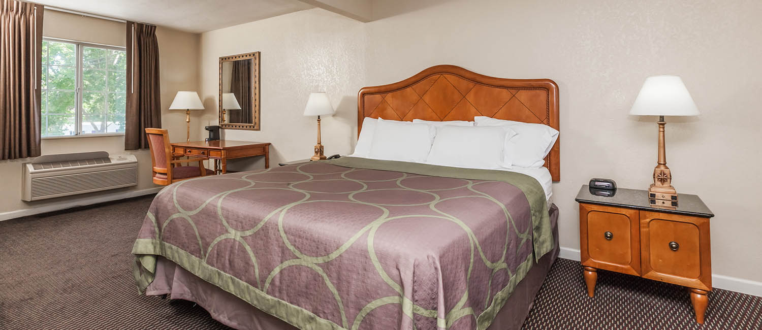ENJOY A COMFORTABLE STAY IN THE HEART OF SILICON VALLEY